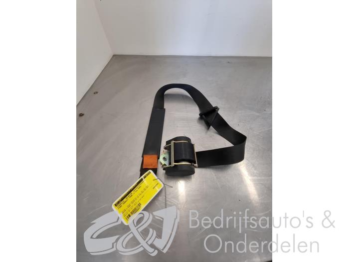 Front seatbelt, right from a Ford Transit Connect 1.8 TDCi 90 2006