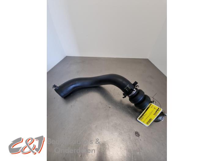 Gebrauchte Intercooler Schlauch Ford Transit 2.0 TDCi 16V Eco Blue 170 RWD Preis € 21,00 Margenregelung angeboten von C&J Bedrijfsauto's & Onderdelen