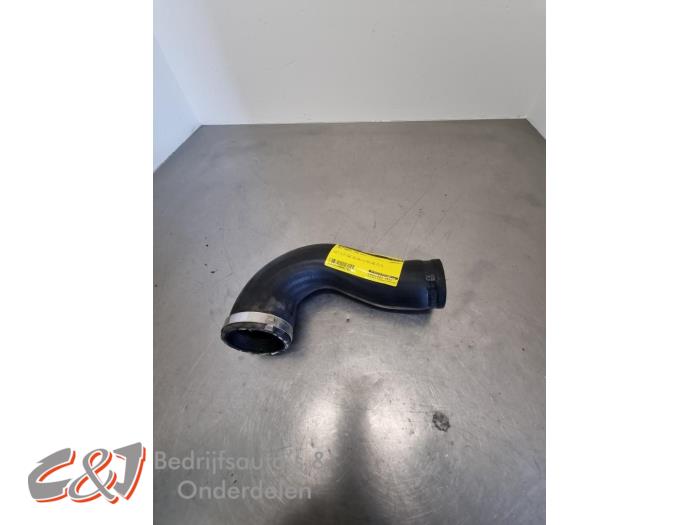 Gebrauchte Intercooler Schlauch Ford Transit 2.0 TDCi 16V Eco Blue 170 RWD Preis € 21,00 Margenregelung angeboten von C&J Bedrijfsauto's & Onderdelen