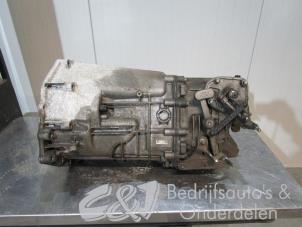 Usados Caja de cambios Volkswagen Crafter 2.0 TDI 16V Precio € 476,44 IVA incluido ofrecido por C&J bedrijfsauto's & onderdelen