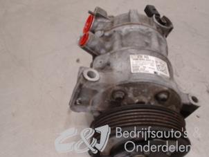 Używane Pompa klimatyzacji Volkswagen Crafter (SY) 2.0 TDI Cena € 262,50 Procedura marży oferowane przez C&J bedrijfsauto's & onderdelen