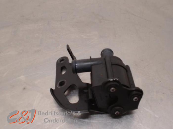Begagnade Extra vattenpump Volkswagen Crafter (SY) 2.0 TDI Pris € 10,50 Marginaltabell erbjuds av C&J Bedrijfsauto's & Onderdelen