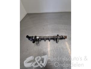 Used Fuel injector nozzle Volkswagen Caddy IV 2.0 TDI 16V DPF Price € 105,00 Margin scheme offered by C&J bedrijfsauto's & onderdelen