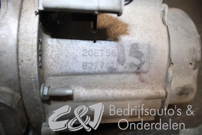 Gearbox from a Opel Combo Cargo 1.6 CDTI 100 2019