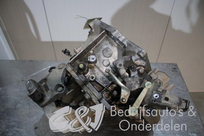 Gearbox from a Opel Combo Cargo 1.6 CDTI 100 2019