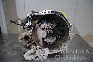 Gebrauchte Getriebe Opel Combo Cargo 1.6 CDTI 100 Preis € 1.111,69 Mit Mehrwertsteuer angeboten von C&J bedrijfsauto's & onderdelen