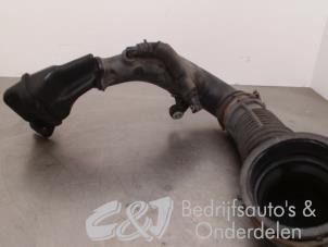 Used Air intake hose Renault Master IV (FV) 2.3 dCi 110 16V FWD Price € 89,25 Margin scheme offered by C&J bedrijfsauto's & onderdelen