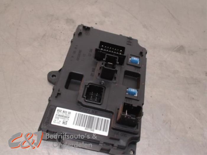 Used Body control computer Peugeot Expert (G9) 1.6 HDi 90 Price € 10,50 Margin scheme offered by C&J Bedrijfsauto's & Onderdelen