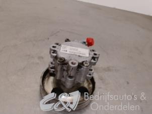Usagé Pompe de direction Peugeot Expert (G9) 1.6 HDi 90 Prix € 68,25 Règlement à la marge proposé par C&J bedrijfsauto's & onderdelen