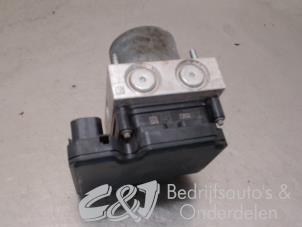 Used ABS pump Opel Movano 2.3 CDTi BiTurbo 16V Price € 194,25 Margin scheme offered by C&J bedrijfsauto's & onderdelen
