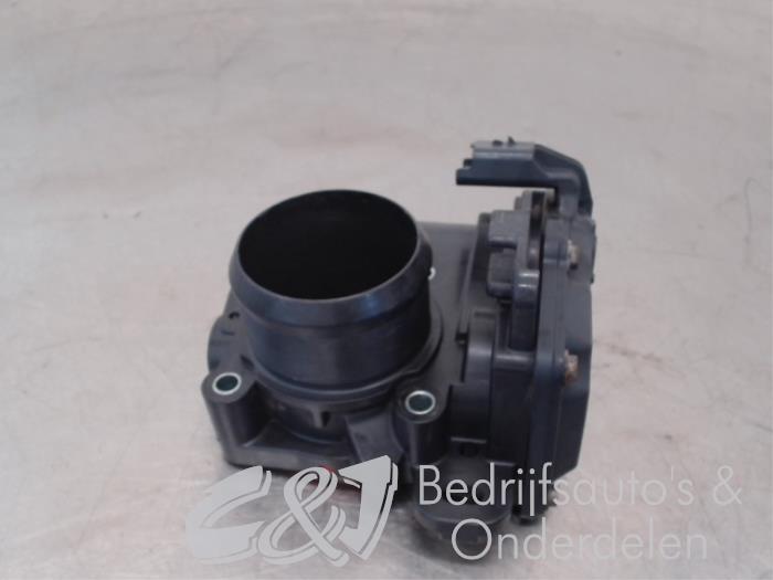 Throttle body from a Peugeot Boxer (U9) 2.0 BlueHDi 130 2019