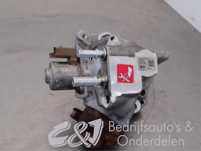 Bomba de gasolina mecánica de un Peugeot Boxer (U9) 2.0 BlueHDi 130 2019