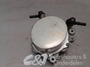 Used Vacuum pump (diesel) Peugeot Boxer (U9) 2.0 BlueHDi 130 Price € 47,25 Margin scheme offered by C&J bedrijfsauto's & onderdelen