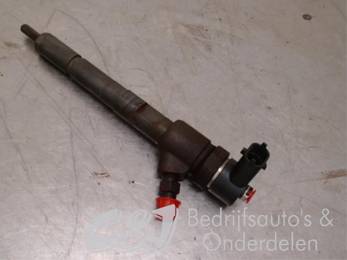 Injector (diesel) from a Fiat Qubo 1.3 D 16V Multijet 2009