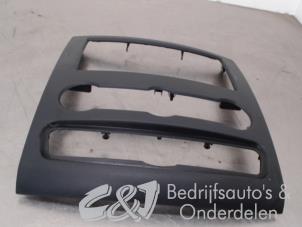 Gebrauchte Radioblende Volkswagen Crafter 2.0 BiTDI Preis € 26,25 Margenregelung angeboten von C&J bedrijfsauto's & onderdelen