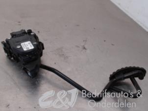 Używane Pedal gazu Fiat Ducato (243/244/245) 2.3 JTD 16V Cena € 36,75 Procedura marży oferowane przez C&J bedrijfsauto's & onderdelen