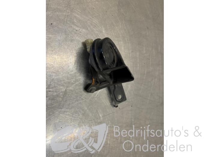 Horn from a Opel Vivaro 1.6 CDTI BiTurbo 120 2016