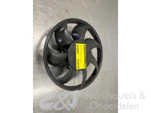 Used Cooling fans Opel Vivaro 1.6 CDTI BiTurbo 120 Price € 63,00 Margin scheme offered by C&J bedrijfsauto's & onderdelen