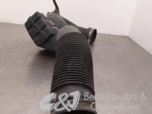 Used Air intake hose Renault Trafic (1FL/2FL/3FL/4FL) 1.6 dCi 125 Twin Turbo Price € 52,50 Margin scheme offered by C&J bedrijfsauto's & onderdelen