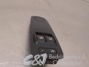 Used Electric window switch Citroen Jumper (U9) 2.2 HDi 130 Price € 47,25 Margin scheme offered by C&J bedrijfsauto's & onderdelen
