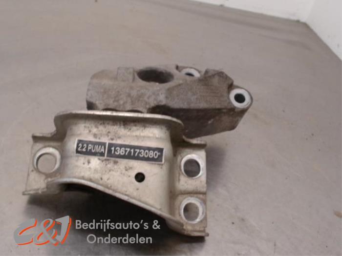 Used Engine mount Citroen Jumper (U9) 2.2 HDi 130 Price € 26,25 Margin scheme offered by C&J Bedrijfsauto's & Onderdelen