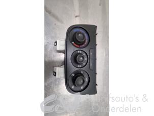 Used Air conditioning control panel Fiat Doblo Cargo (263) 1.3 MJ 16V DPF Euro 5 Price € 42,00 Margin scheme offered by C&J bedrijfsauto's & onderdelen