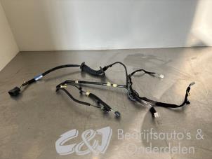 Used Wiring harness Renault Trafic (1FL/2FL/3FL/4FL) 1.6 dCi 90 Price € 68,25 Margin scheme offered by C&J bedrijfsauto's & onderdelen