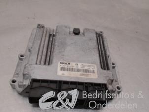 Used Ignition lock + computer Opel Vivaro 2.0 CDTI Price € 341,25 Margin scheme offered by C&J bedrijfsauto's & onderdelen