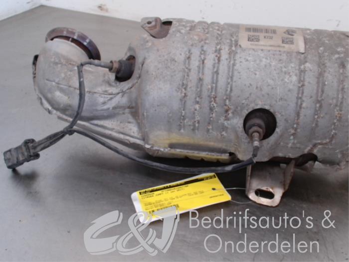 Catalytic converter from a Citroën Jumpy 1.6 Blue HDi 95 2017