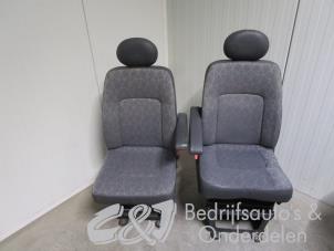 Used Set of upholstery (complete) Renault Master III (JD/ND/PD) 2.5 dCi 16V 115 Price € 952,88 Inclusive VAT offered by C&J bedrijfsauto's & onderdelen
