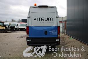 Used Minibus/van rear door Iveco New Daily VI 35C17, 35S17, 40C17, 50C17, 65C17, 70C17 Price € 2.032,80 Inclusive VAT offered by C&J bedrijfsauto's & onderdelen