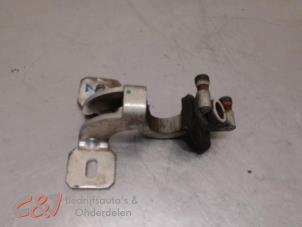 Used Sliding door roller, right Fiat Ducato (243/244/245) 2.8 JTD Price € 36,75 Margin scheme offered by C&J Bedrijfsauto's & Onderdelen