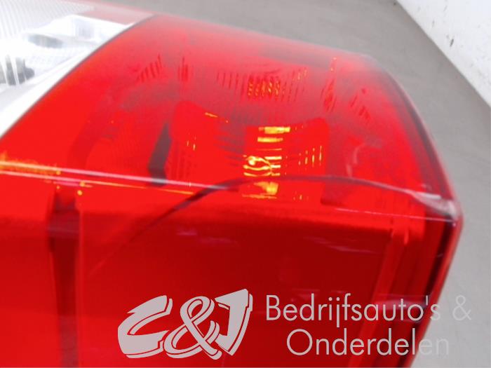 Luz trasera izquierda de un Fiat Ducato (250) 2.3 D 150 Multijet 2014