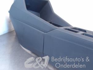 Used Middle console Volkswagen Caddy Cargo V (SBA/SBH) 2.0 TDI BlueMotionTechnology Price € 89,25 Margin scheme offered by C&J bedrijfsauto's & onderdelen