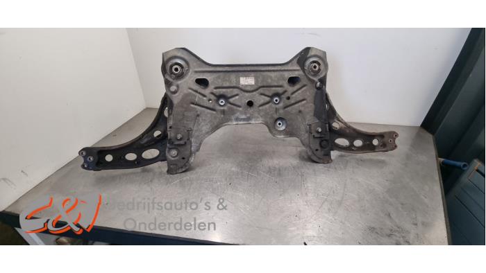 Begagnade Underram Renault Trafic (1FL/2FL/3FL/4FL) 1.6 dCi 95 Pris € 52,50 Marginaltabell erbjuds av C&J Bedrijfsauto's & Onderdelen