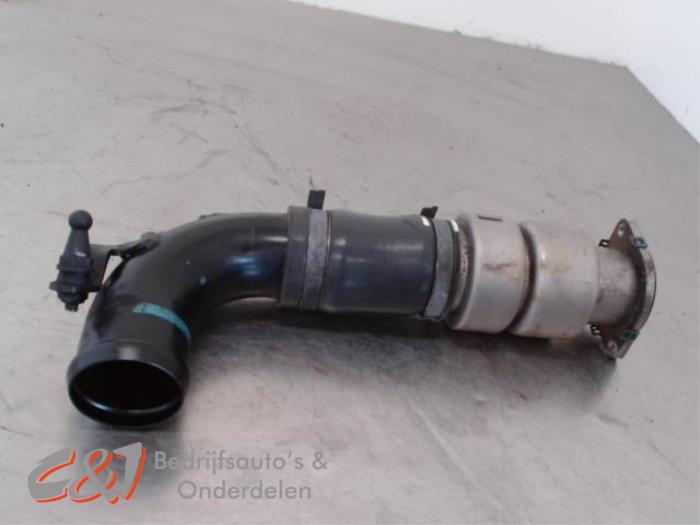 Gebrauchte Intercooler Rohr Ford Tourneo Connect/Grand Tourneo Connect 1.5 TDCi Preis € 15,75 Margenregelung angeboten von C&J Bedrijfsauto's & Onderdelen