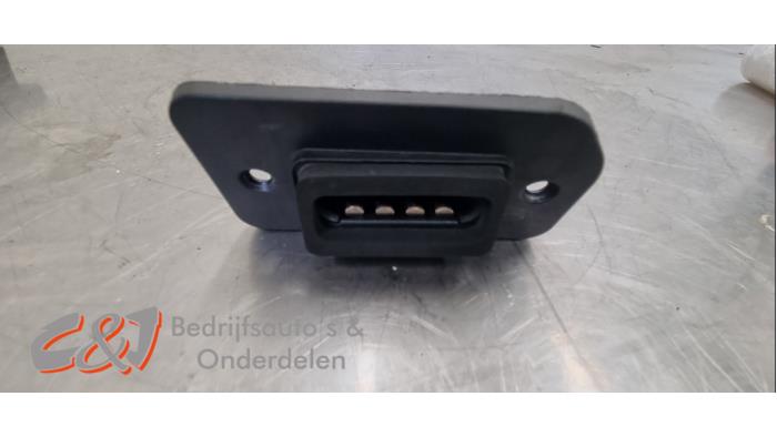 Used Miscellaneous Volkswagen Caddy Cargo V (SBA/SBH) 2.0 TDI BlueMotionTechnology Price € 10,50 Margin scheme offered by C&J Bedrijfsauto's & Onderdelen