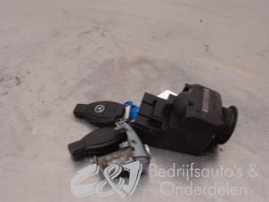 Used Ignition lock + key Mercedes Sprinter 3,5t (906.63) 314 CDI 16V Price € 341,25 Margin scheme offered by C&J bedrijfsauto's & onderdelen