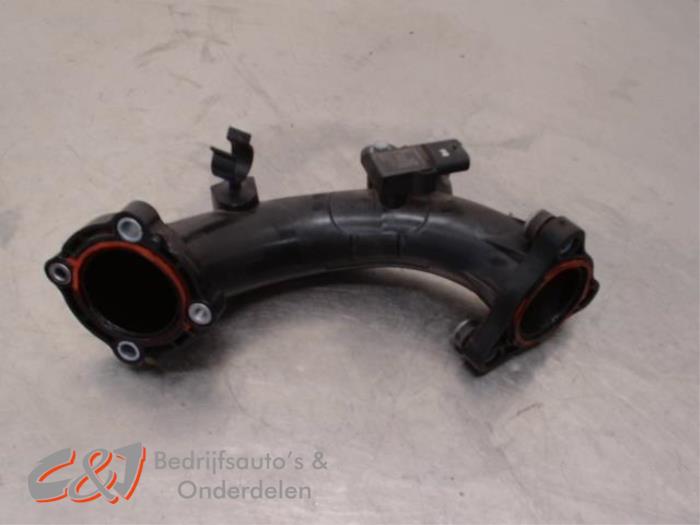 Gebrauchte Intercooler Rohr Ford Tourneo Connect/Grand Tourneo Connect 1.5 EcoBlue Preis € 15,75 Margenregelung angeboten von C&J Bedrijfsauto's & Onderdelen