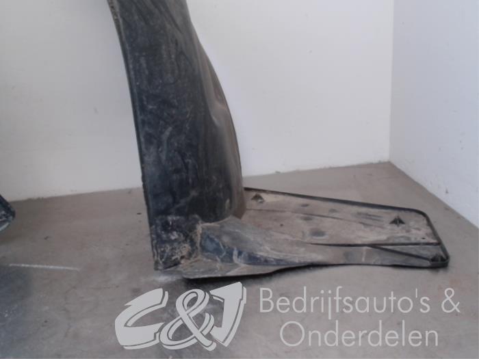 Wheel arch liner from a Fiat Scudo (270) 2.0 D Multijet 2014