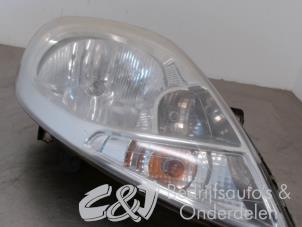 Used Headlight, right Renault Trafic New (FL) 2.0 dCi 16V 90 Price € 52,50 Margin scheme offered by C&J bedrijfsauto's & onderdelen