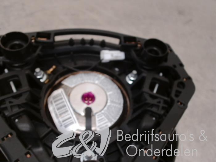 Poduszka powietrzna lewa (kierownica) z Opel Combo 1.3 CDTI 16V ecoFlex 2013