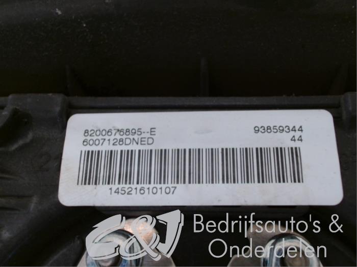 Poduszka powietrzna lewa (kierownica) z Renault Trafic New (FL) 2.0 dCi 16V 90 2012