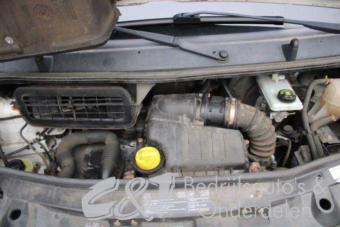 Motor from a Opel Vivaro 2.0 CDTI 2008