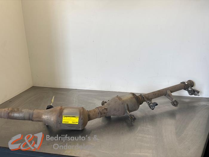 Gebrauchte Rußfilter Renault Trafic (1FL/2FL/3FL/4FL) 2.0 dCi 16V 145 Preis € 525,00 Margenregelung angeboten von C&J Bedrijfsauto's & Onderdelen