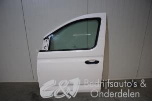 Używane Drzwi lewe wersja 2-drzwiowa Volkswagen Caddy Cargo V (SBA/SBH) 2.0 TDI BlueMotionTechnology Cena € 787,50 Procedura marży oferowane przez C&J bedrijfsauto's & onderdelen