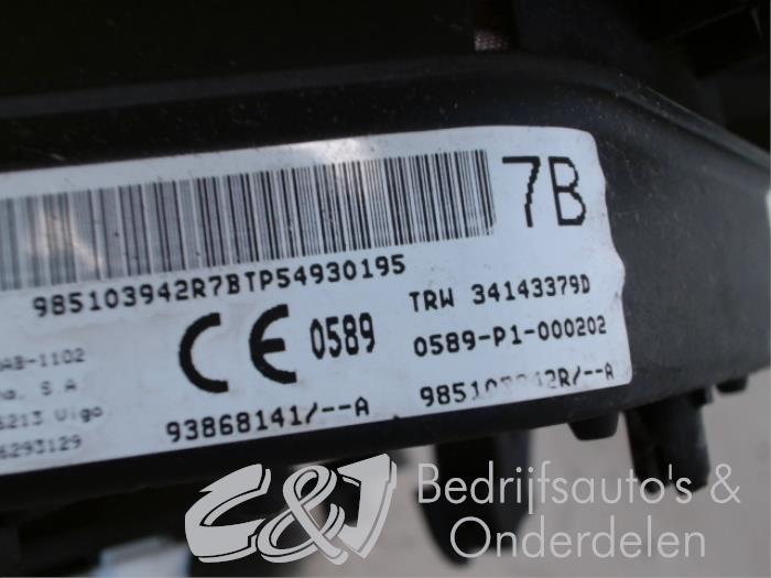 Airbag izquierda (volante) de un Renault Trafic Passenger (1JL/2JL/3JL/4JL) 1.6 dCi 115 2015