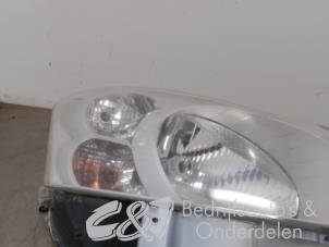 Used Headlight, right Peugeot Partner (GC/GF/GG/GJ/GK) 1.6 HDI 75 16V Price € 89,25 Margin scheme offered by C&J bedrijfsauto's & onderdelen
