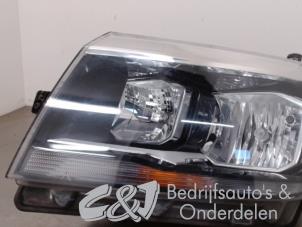 Używane Oprawa reflektora Volkswagen Crafter (SY) 2.0 TDI Cena € 210,00 Procedura marży oferowane przez C&J bedrijfsauto's & onderdelen