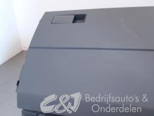 Used Glovebox Volkswagen Crafter (SY) 2.0 TDI Price € 42,00 Margin scheme offered by C&J bedrijfsauto's & onderdelen